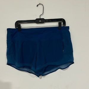 Lululemon deep blue shorty with mesh trim sz 10 3.5” inseam